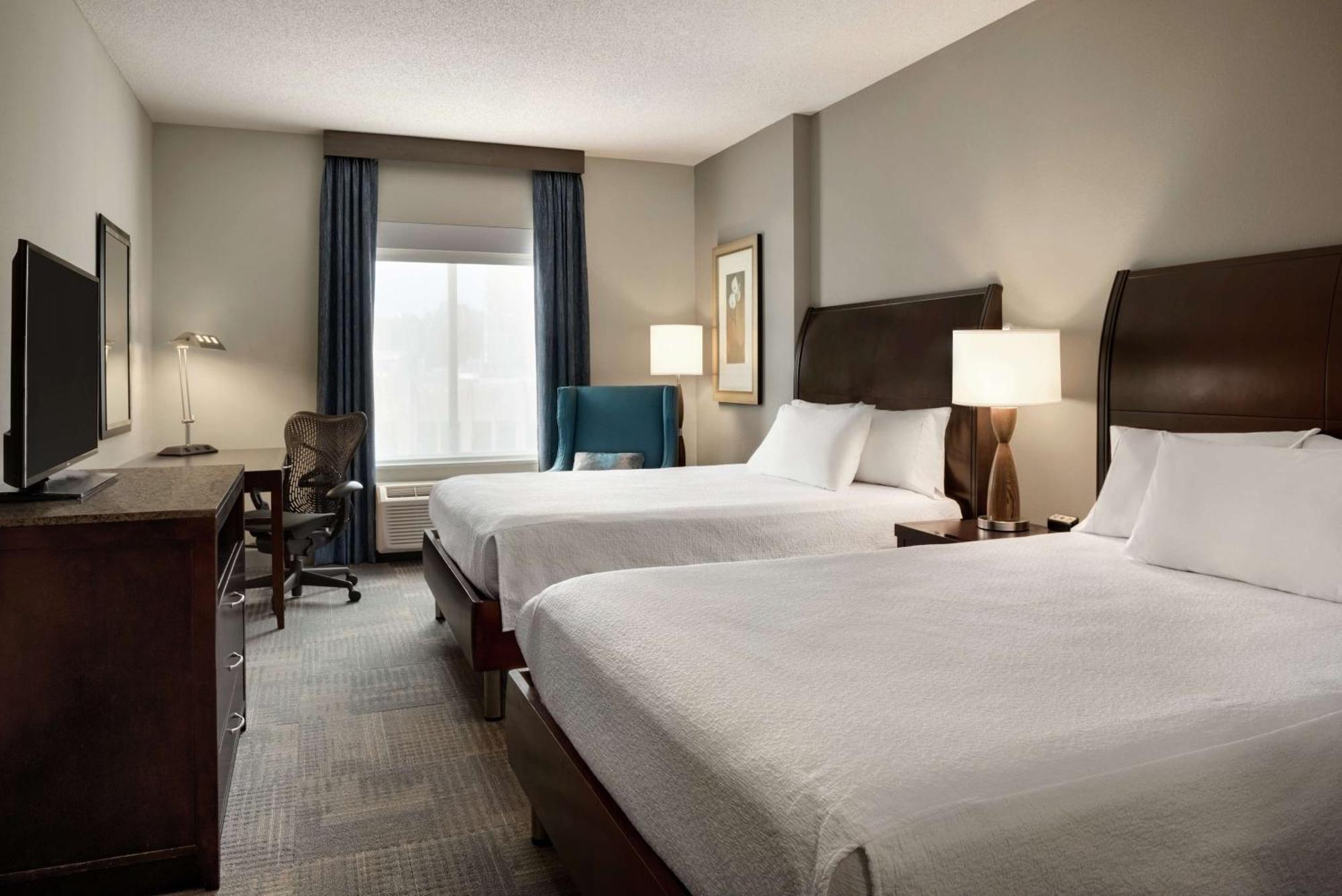 Hilton Garden Inn Minneapolis Downtown Exterior foto