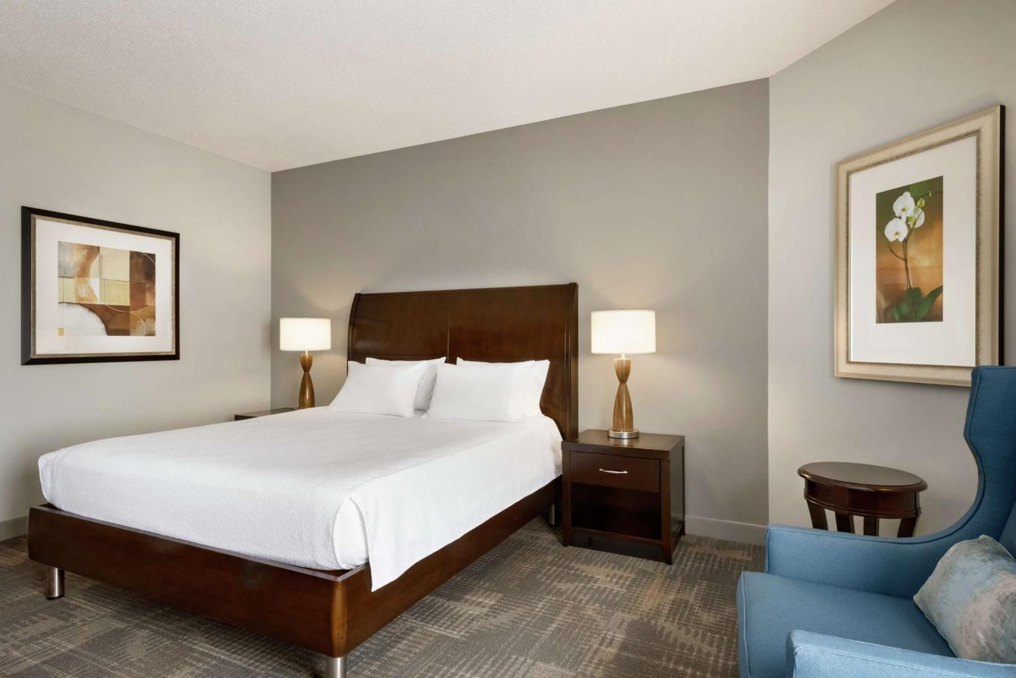 Hilton Garden Inn Minneapolis Downtown Exterior foto